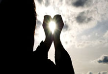 开云体育APP下载-悬崖边的逆袭！热刺客场2-1绝境突围榜首王座染血的秘密