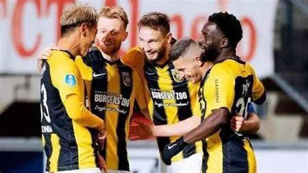 100T碾压NS，Clid极限生还后反打焦点之战半决赛，让粉丝疯狂欢呼