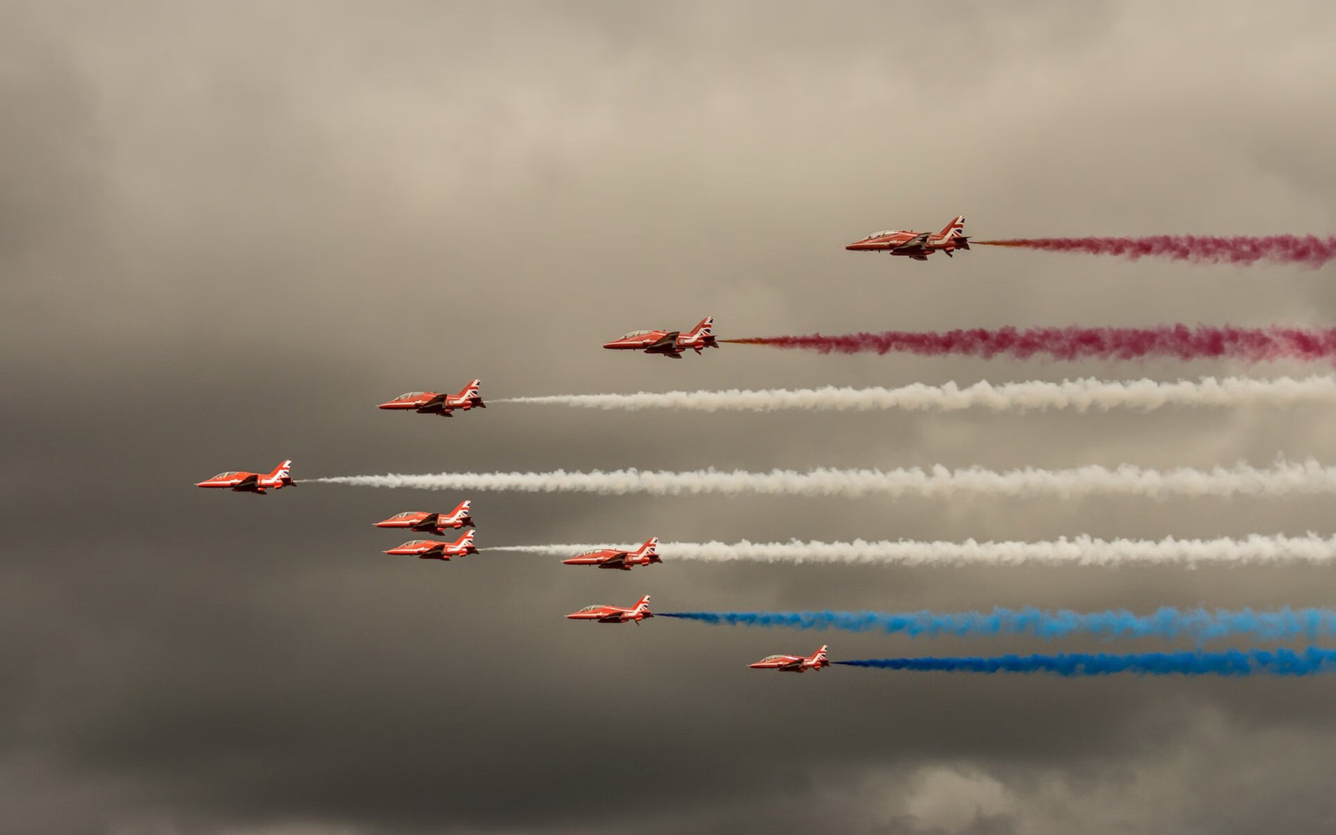 开云体育中国-毒蛇与飞鸟，2026世界杯，拜仁的冰冷复仇与巴萨的理想绝唱