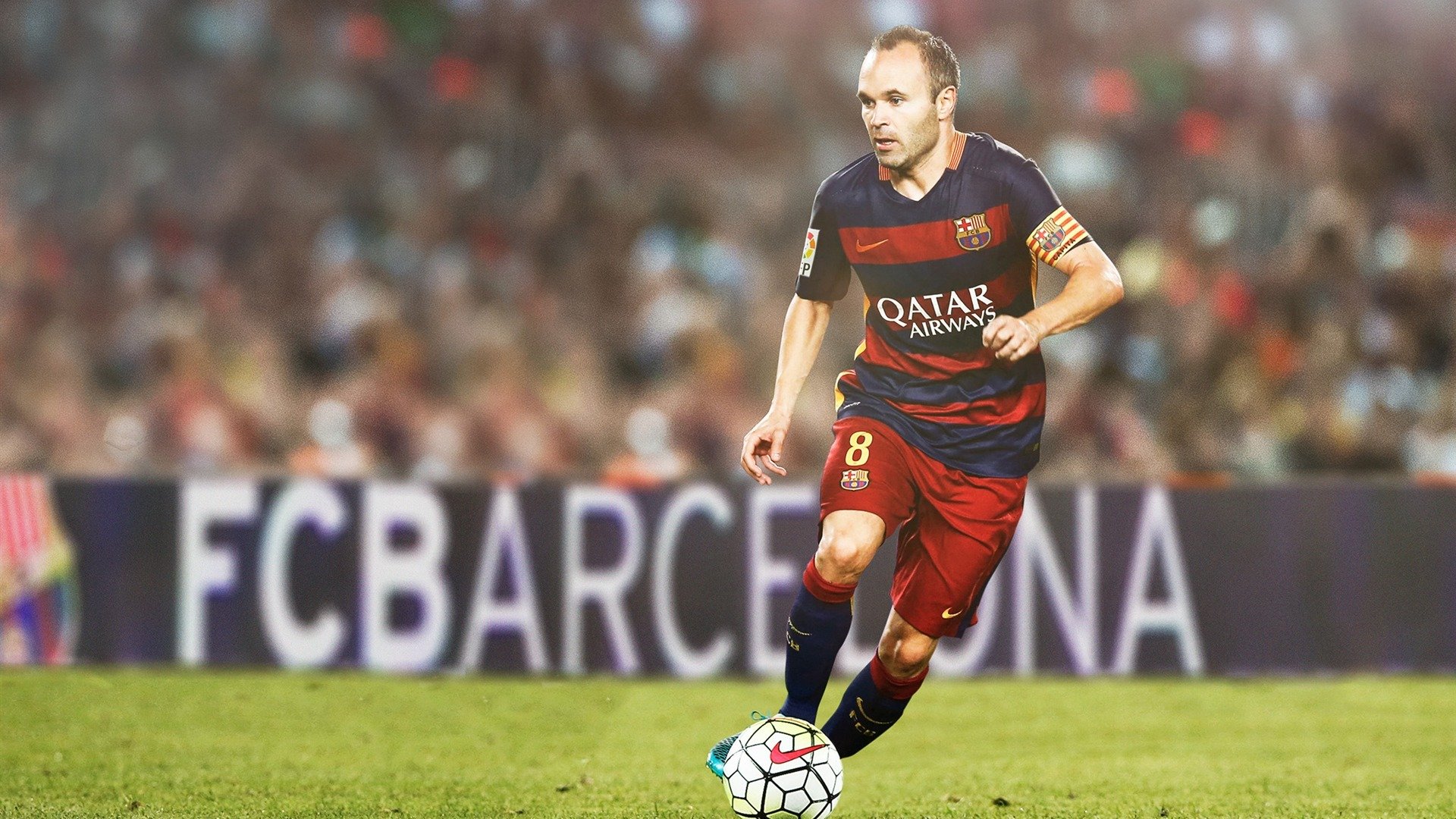 谁将征服这场钢铁与意志的终极较量?雨夜中那道金影,藏着F1最锋利的制胜武器